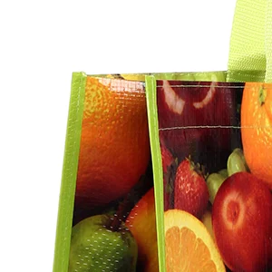 Close-up of piping on the edge of a bag