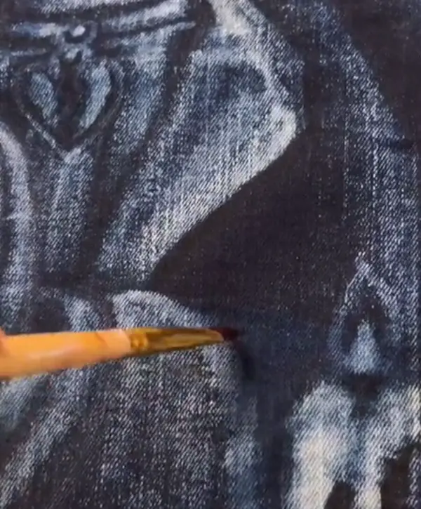 18 Creative Ways to Decorate Blank Canvas Tote Bags - Creative DIY Ideas 6 Decorate blank canvas tote bags with bleach art for unique and creative patterns