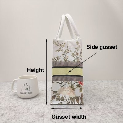 Flat Tote Bags VS Bottom Gusset Tote Bags VS All Side Gusset Tote Bags: A Comprehensive Comparison 6 Flat Tote Bags VS Bottom Gusset Tote Bags VS All Side Gusset Tote Bags showcasing the side angle of a all side gusset tote bag